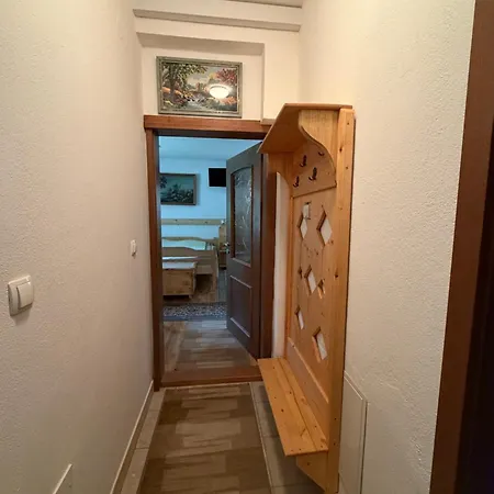Life Apartment *