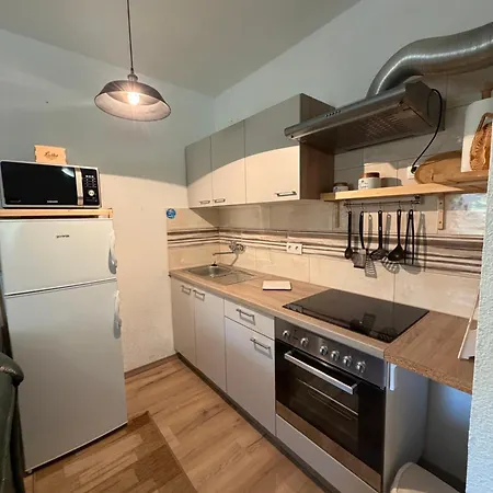 Life Apartment